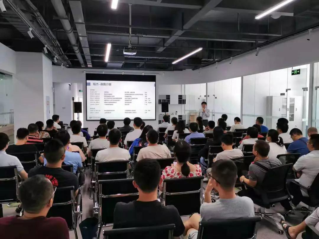 How will 3D printing demonstrate its remarkable functions in the medical field? Just move on to the experts and scholars’ discussions in the second round!